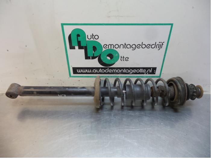 Schokdemperpoot links-achter van een Volkswagen Golf (Golf 8, Gebruikt, -, Volkswagen, -