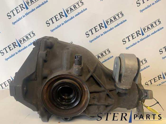 Differentieel achter van een Mercedes E-Klasse, Gebruikt, -, Ophalen of Verzenden, -