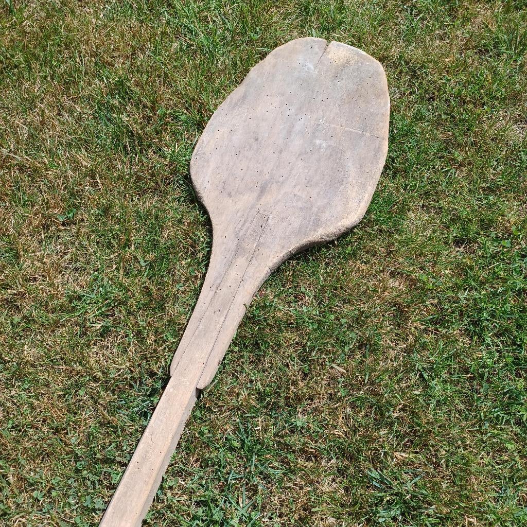 antieke houten broodschep, Ophalen