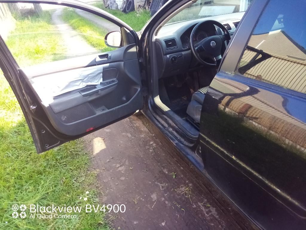 À vendre VW golf 5 de 2006 tdi, Autos, Achat, Boîte manuelle, 5 portes, Cruise Control