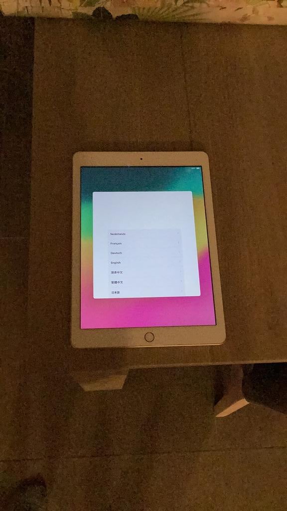 iPad (6e generatie, 9,7-inch), rose gold, Computers en Software, Apple iPads, Rose Goud, Gebruikt, 32 GB, Apple iPad