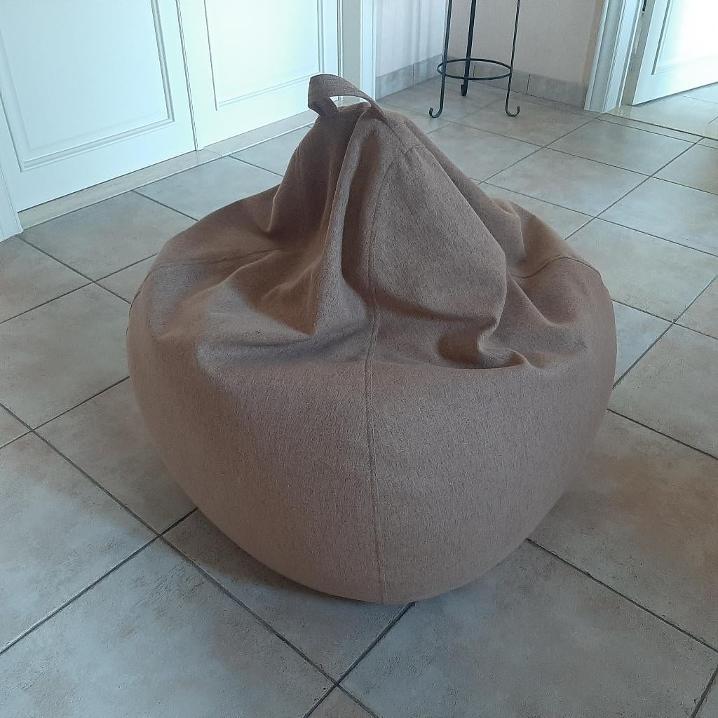 zitzak/Bean Bag Lumaland, Huis en Inrichting, Zitzakken, Ophalen, Zo goed als nieuw, Beige, Zitzak