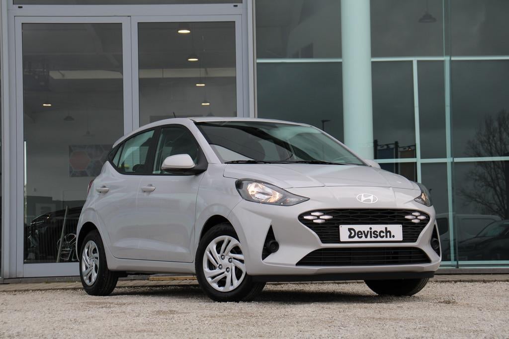 Hyundai i10 1.0-GDi Twist M5 *CAM*NAV*APPLE/ANDROID*, Auto's, Hyundai, Voorwielaandrijving, Stof, Zwart, 46 kW