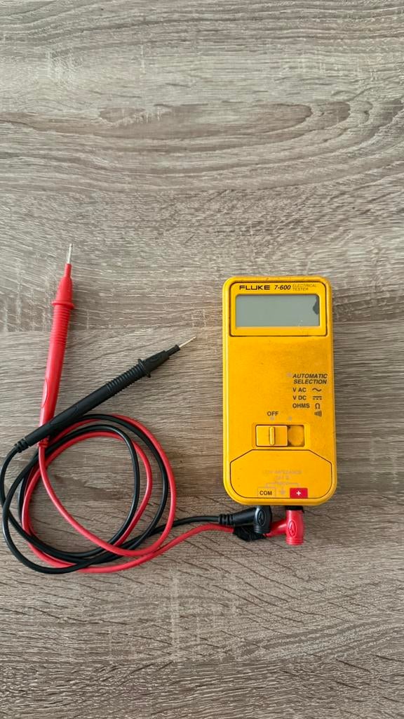 Fluke Multimeter 7-600 Electrical Tester, Doe-het-zelf en Bouw, Meetapparatuur, Ophalen, Zo goed als nieuw, Multimeter