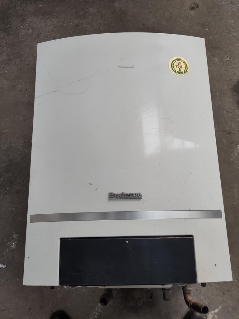 Chaudière à condensation Buderus, Bricolage & Construction, Chauffe-eau & Boilers, Enlèvement