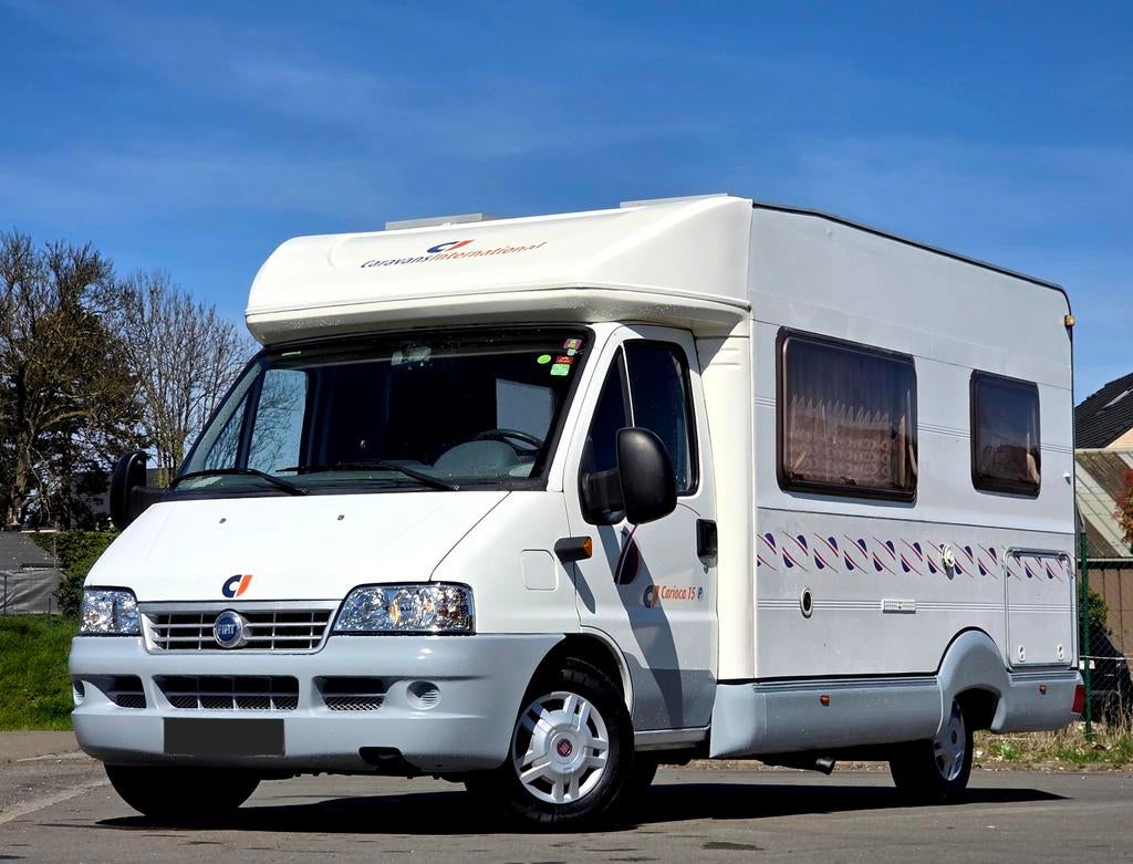 Fiat Trigano‼️67.000km‼️Lit à la française‼️AVEC CT‼️, Caravanes & Camping, Camping-cars, Entreprise, Fiat, Fiat, Douche, Auvent