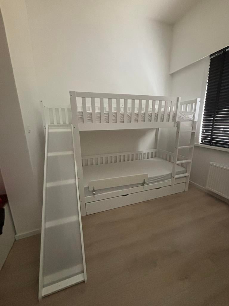 Kinderbed, stapelbed met glijbaan, Huis en Inrichting, Ophalen, Zo goed als nieuw, Stapelbed