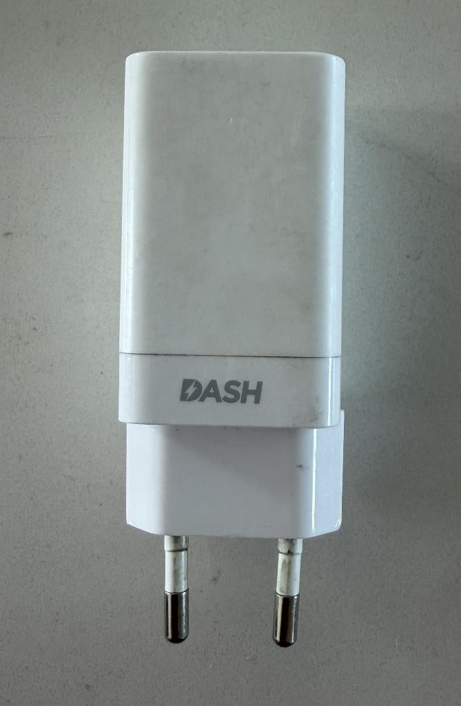 Dash USB power adaptor, Informatique & Logiciels, Chargeurs d'ordinateur portable, Enlèvement ou Envoi
