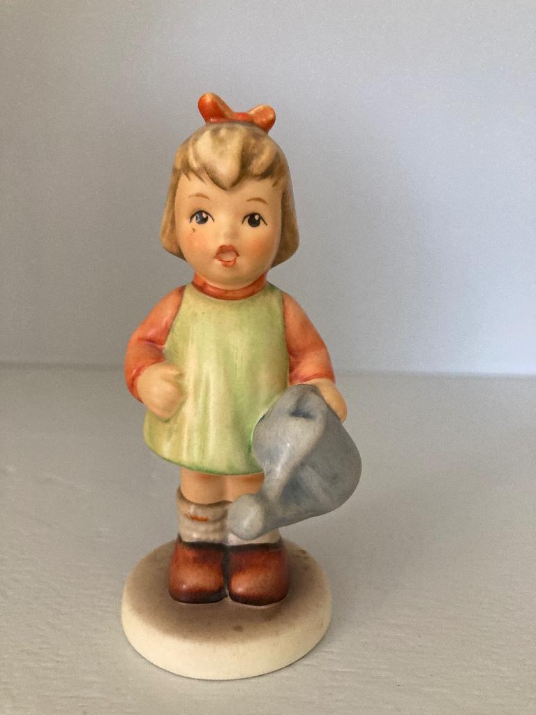 Hummeltje 'Muss noch giessen', Verzamelen, Ophalen of Verzenden, Zo goed als nieuw, Hummel