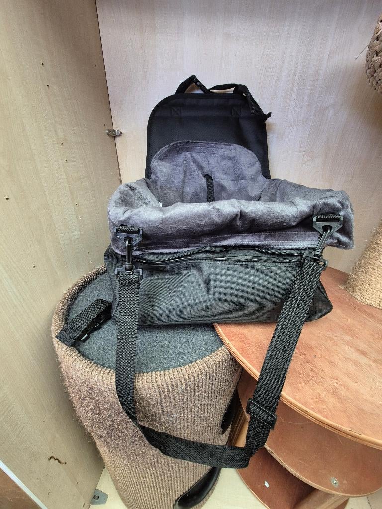 Siège auto pour chien Geel Brussels Putte, Animaux & Accessoires, Accessoires pour chiens, Enlèvement ou Envoi, Comme neuf