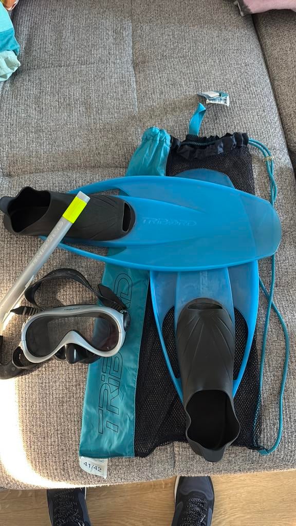 Set duikmateriaal, Watersport en Boten, Ophalen, Zo goed als nieuw, Snorkel
