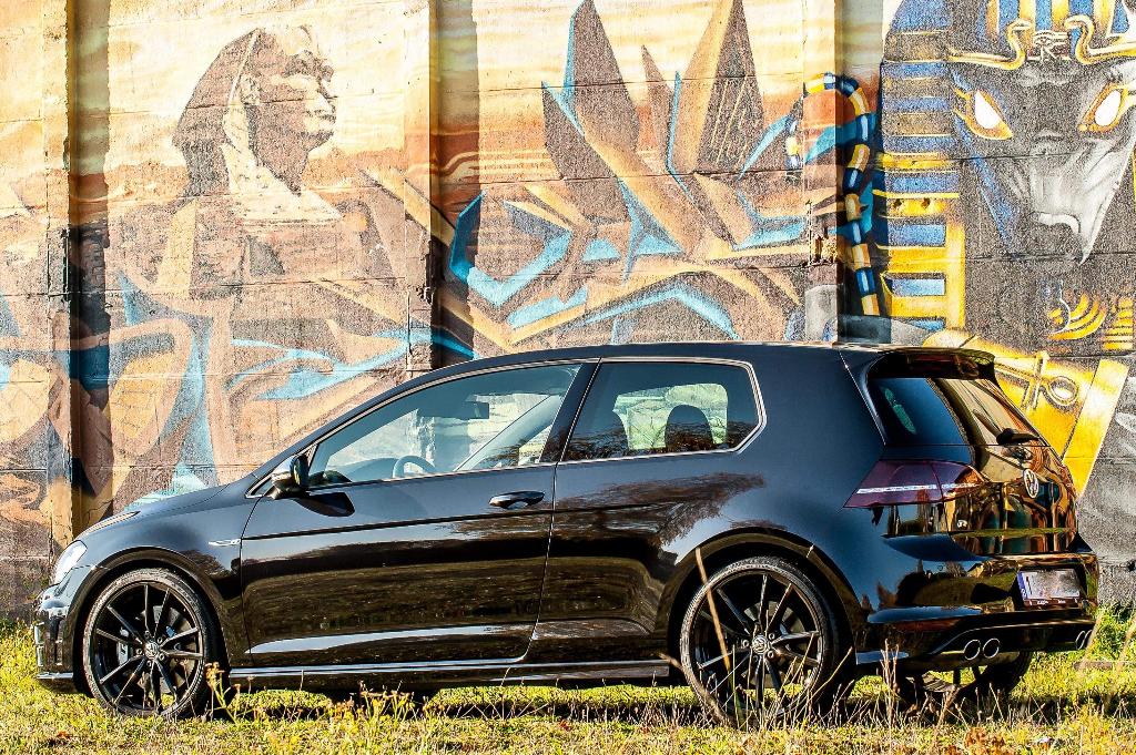 Golf 7R, Automaat, 4 cilinders, Zwart, Leder