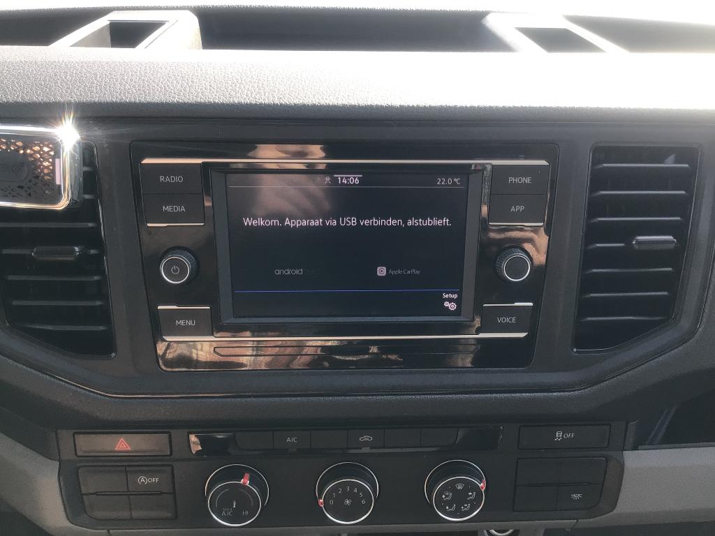 volkswagen crafter aluvan/laadlift 2024 51000km VERKOCHT, Auto's, Bestelwagens en Lichte vracht, Voorwielaandrijving, 4 deurs