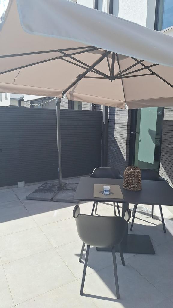 Parasol sur pied, Tuin en Terras, Parasols, Ophalen, Zo goed als nieuw, Stokparasol