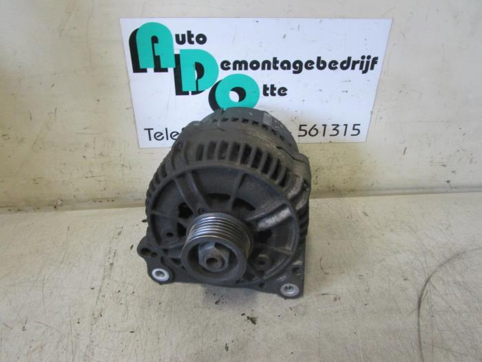 Dynamo van een Alfa Romeo 156 (156 98-), Gebruikt, -, -, Ophalen of Verzenden