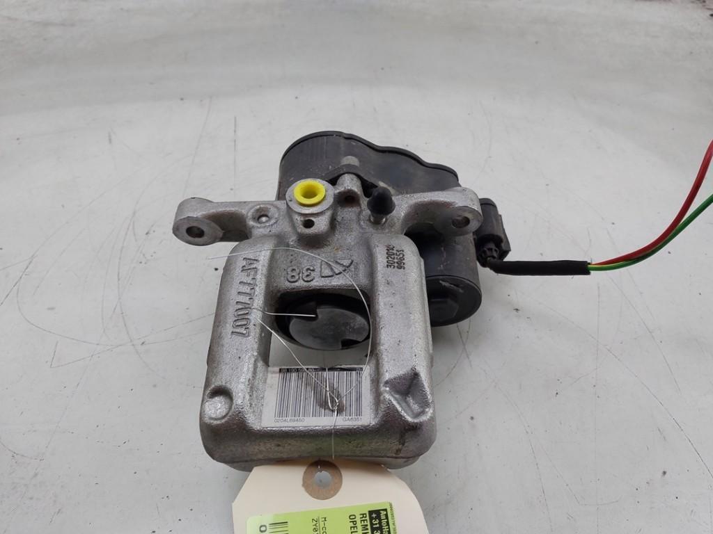 REMKLAUW RECHTS ACHTER Opel Frontera (OV24) (01-2024/-), Dhr. J. Ham, Gebruikt, Administratie@autoham.nl, Opel