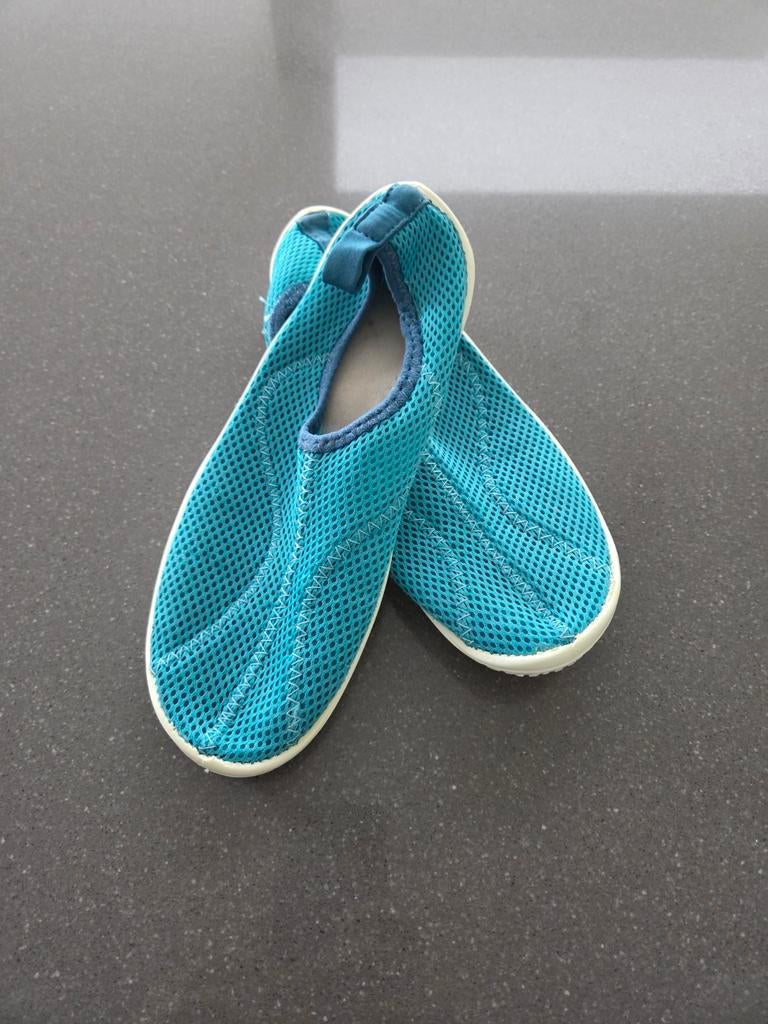 Waterschoenen Decathlon - maat 34/35, Gebruikt, Decathlon, Ophalen of Verzenden, Jongen of Meisje