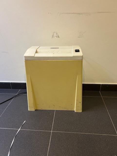 papier versnipperaar, Ophalen, Gebruikt