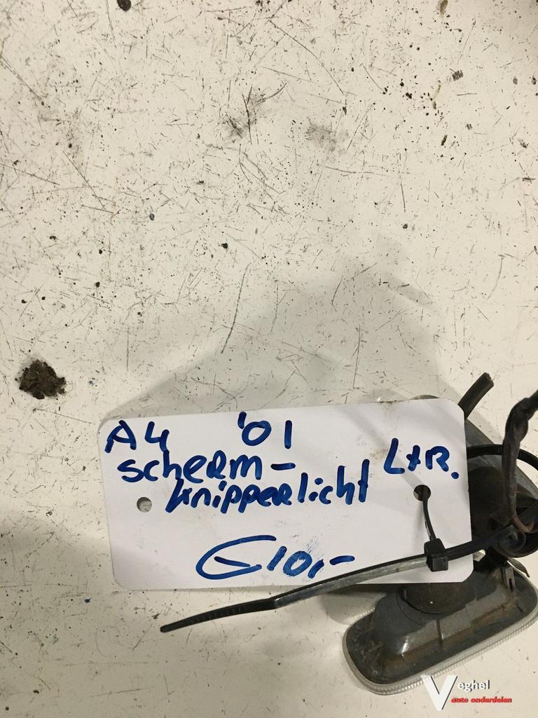 Audi A4 2001 Knipperlicht in scherm 2 stuks, Auto-onderdelen, Gebruikt, -, -, Ophalen of Verzenden