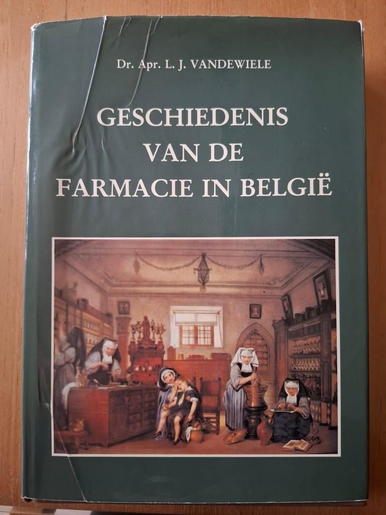 Geschiedenis van de farmacie in Belgie, Ophalen, Zo goed als nieuw, Dr. Apr. L.J. Vandewiele