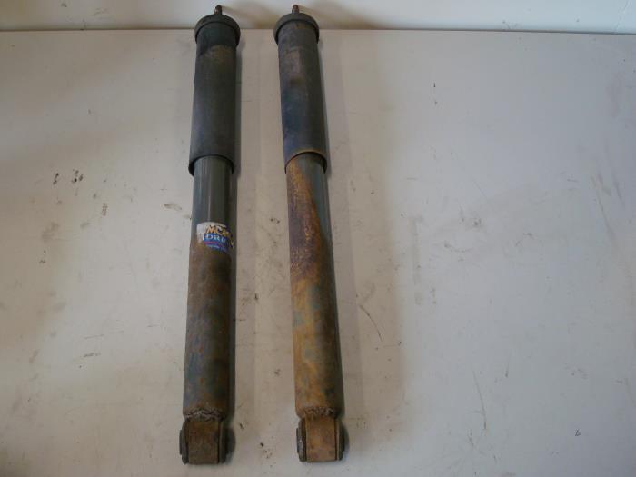 Barre amortisseur arrière gauche d'un Mercedes 200 - 500, 3 mois de garantie, Utilisé, -, -