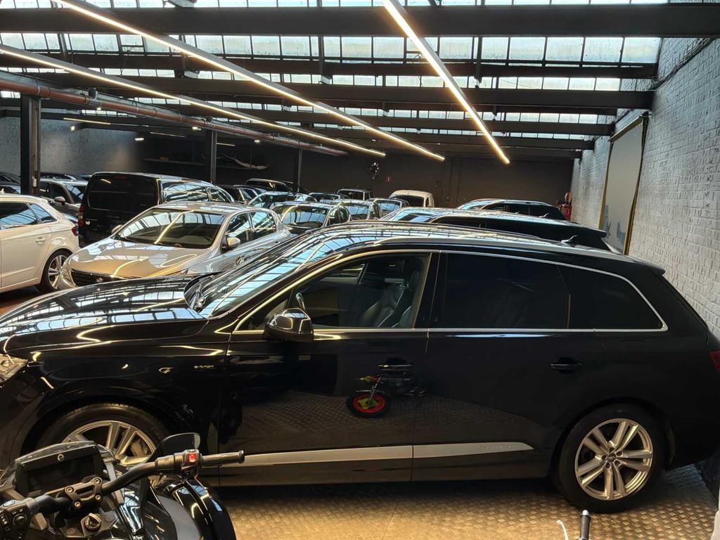 Audi E-tron 3.0 TDi V6 Tiptronic QUATTRO Q7 2018, Auto's, Audi, Automaat, Gebruikt, Overige brandstoffen, Bedrijf
