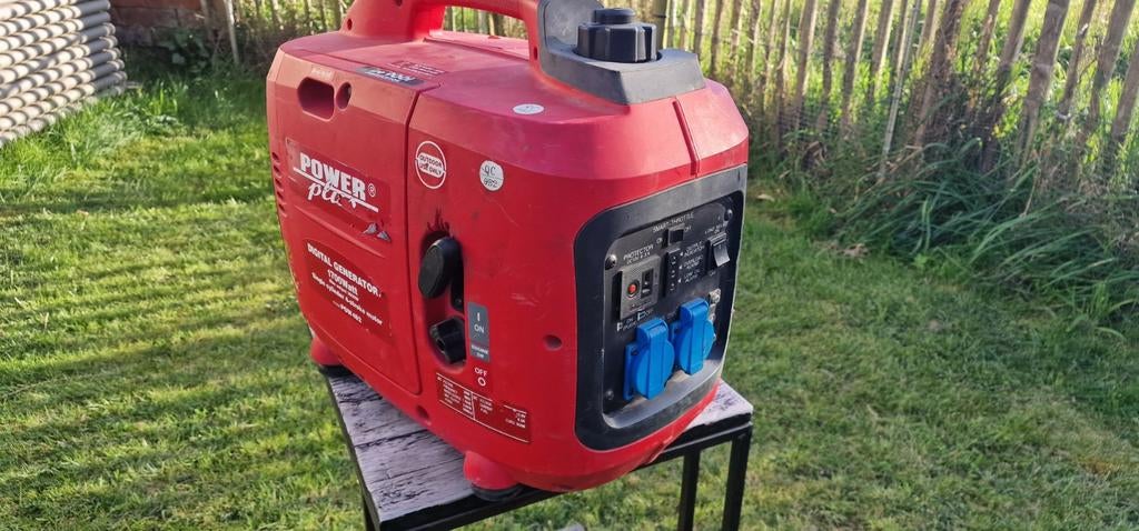 Generator 1700watt max 2000watt, Doe-het-zelf en Bouw, Aggregaten, Ophalen