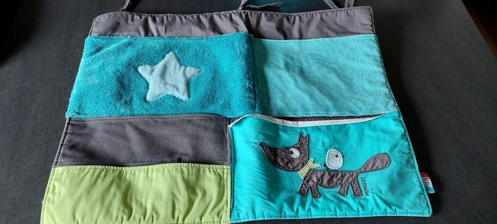 Rangement pour parc Pericles., Enlèvement