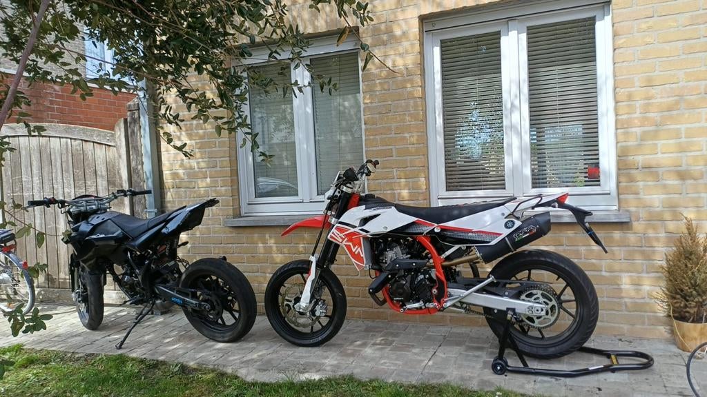 « installation haute performance entièrement assemblée avec, Vélos & Vélomoteurs, Enlèvement