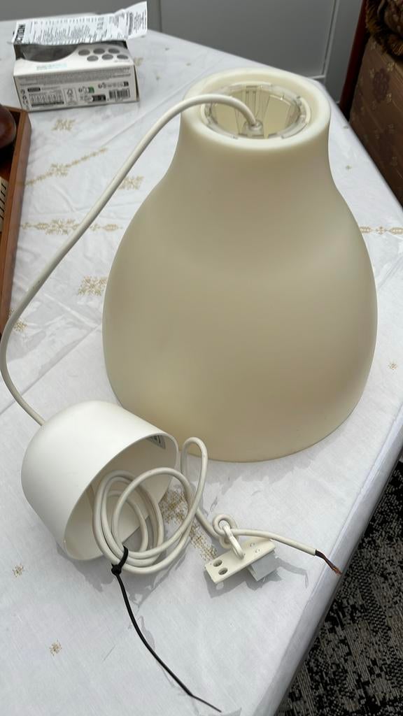 IKEA kunststof ophanging, Huis en Inrichting, Lampen | Hanglampen, Gebruikt