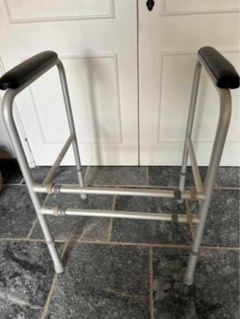 support de marche medical, Enlèvement, Comme neuf