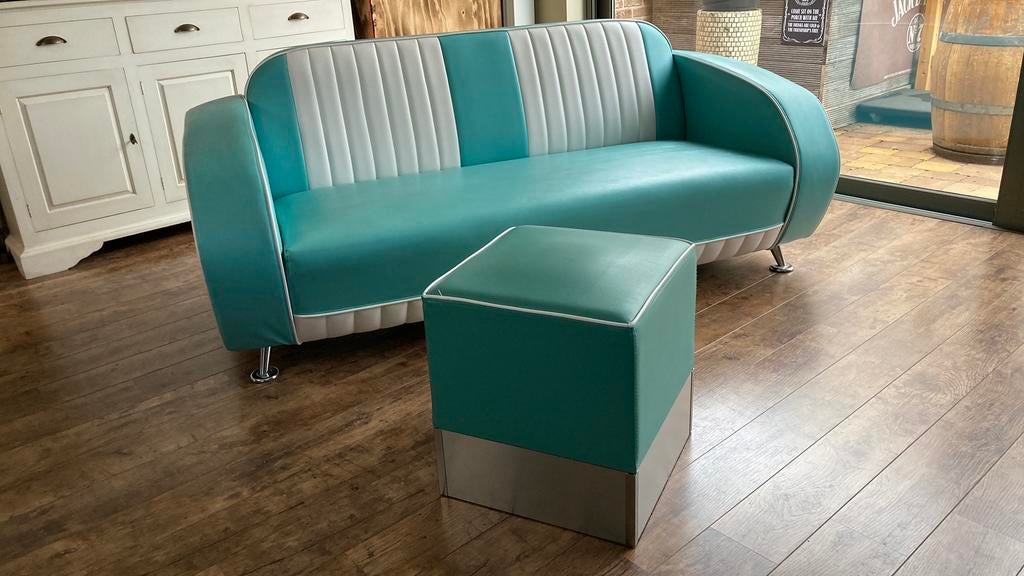 Chaise longue avec repose-pieds, Trois personnes, 100 à 125 cm, 200 à 250 cm, Comme neuf