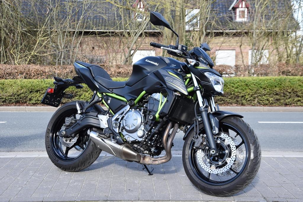 KAWASAKI - Z650 - ALS NIEUW - foto 2