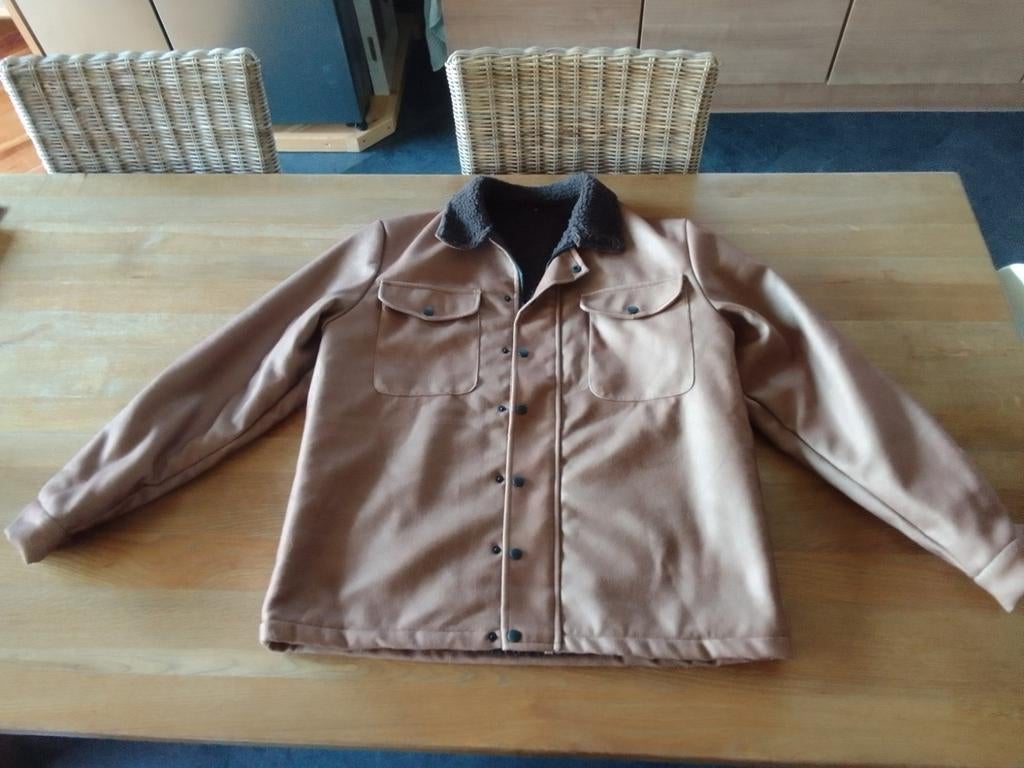 Wollen herenjas vraagprijs 75 €, Kleding | Heren, Ophalen, Nieuw, Maat 56/58 (XL), Bruin