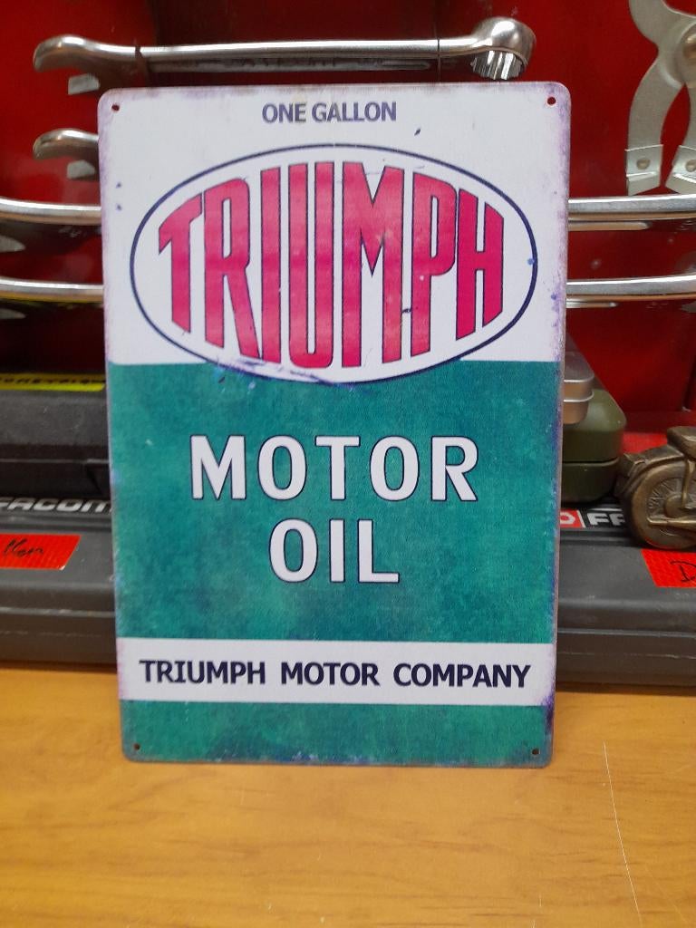 Triumph Motor Oil metalen plaat, Verzamelen, Merken en Reclamevoorwerpen, Verzenden, Gebruikt, Overige typen