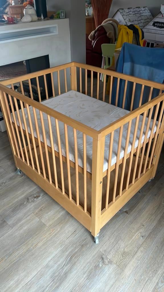 Parc pour bébé en parfait état, Enfants & Bébés, Enlèvement, Comme neuf, Réglable en hauteur