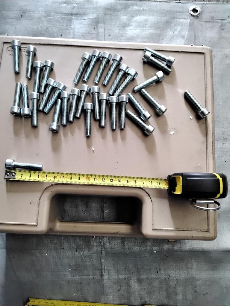 Allerlei bouten, Doe-het-zelf en Bouw, IJzerwaren en Bevestigingsmiddelen, Ophalen, Nieuw, Inox