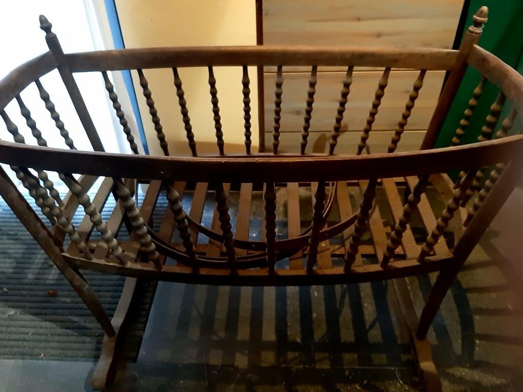 antiek wiegje, Kinderen en Baby's, Babywiegjes en Ledikanten, Ophalen, Gebruikt, Wieg