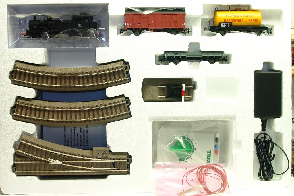 TRIX 21521 COFFRET DEPART SNCF VAPEUR + WAGONS + RAILS + TRA, Hobby en Vrije tijd, Treinset, Gelijkstroom, Trix, Nieuw