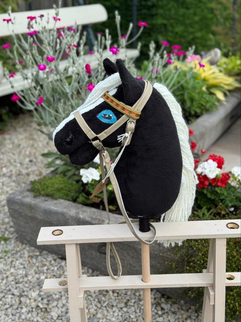 Rose  !  Hobby Horse, Enlèvement, Neuf