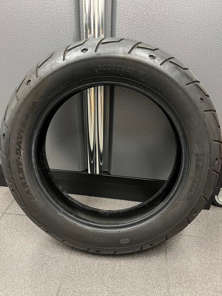 Voorband Harley sportster forty eight, Motoren, Ophalen