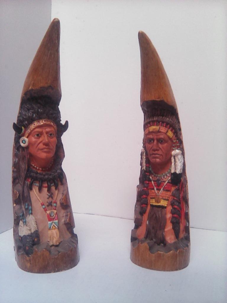 Indiaan figuren in tandvorm - set van 2 stuks, Antiek en Kunst, Ophalen