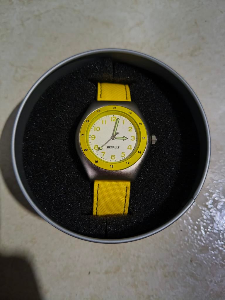 Montre Renault, Enlèvement