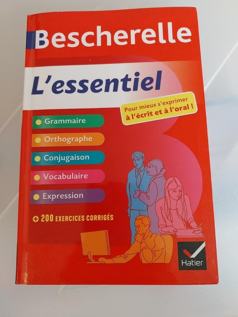 Bescherelle L'essentiel, Ophalen of Verzenden, Zo goed als nieuw