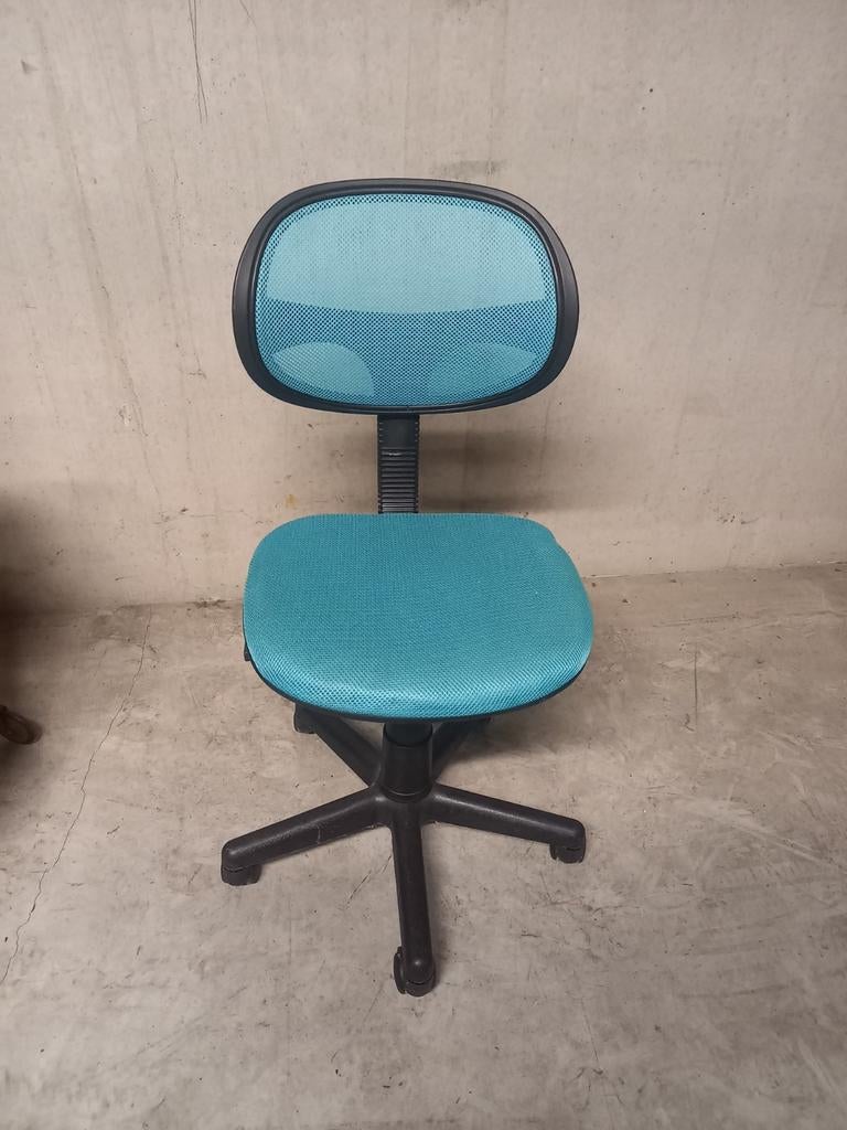 Divers articles qui doivent partir, Utilisé