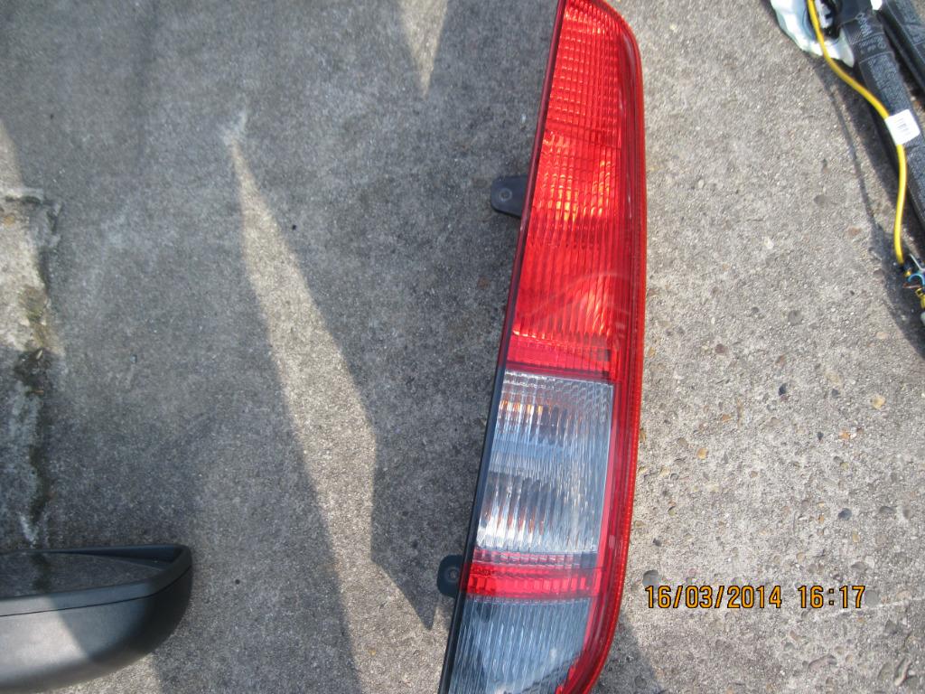 feux arriere droit  FORD FOCUS 2008, Autos : Pièces & Accessoires, Enlèvement, Utilisé, Ford