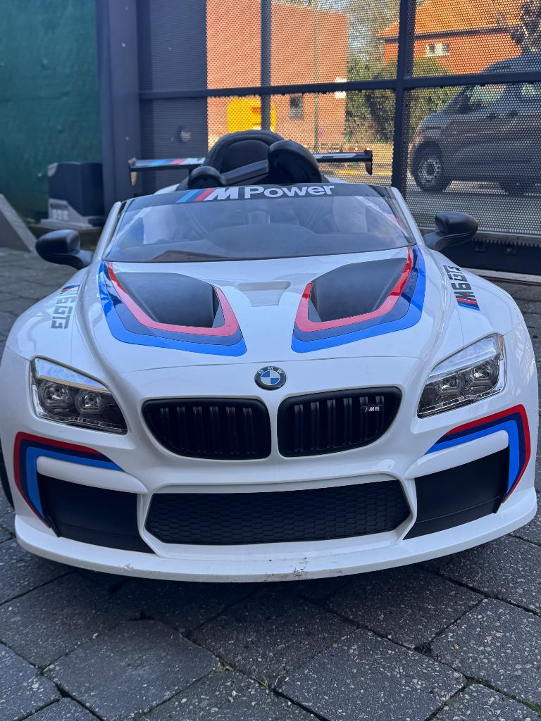 Voiture enfant électrique BMW M6 GT3, Enfants & Bébés, Jouets | Extérieur | Véhicules à batterie, Comme neuf, Enlèvement