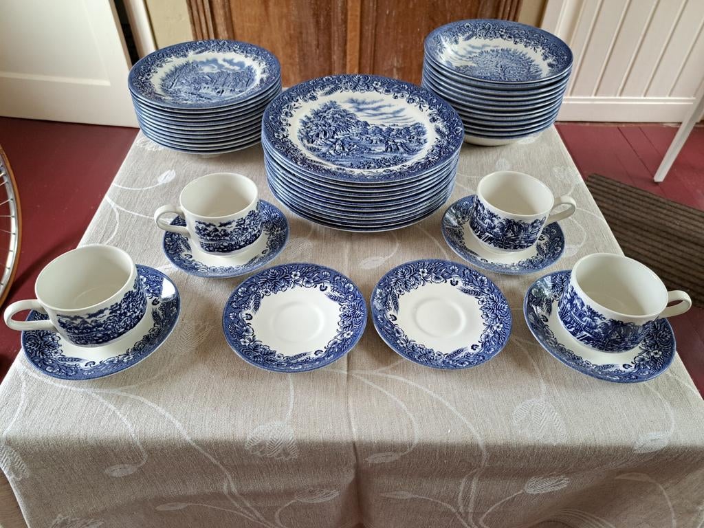 Mooie vintage servies Churchill, Enlèvement ou Envoi