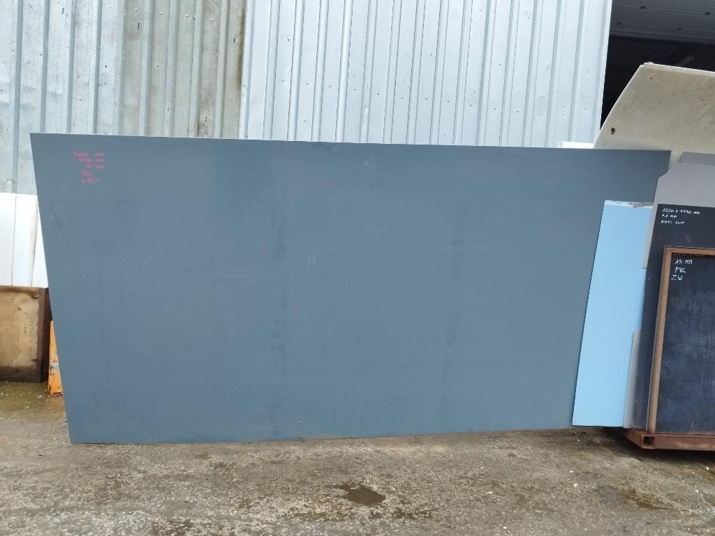 Feuilles plastiques techniques - blanc/noir/gris - POM/polya, Bricolage & Construction, Comme neuf, 20 à 50 mm, Enlèvement, Geen idee