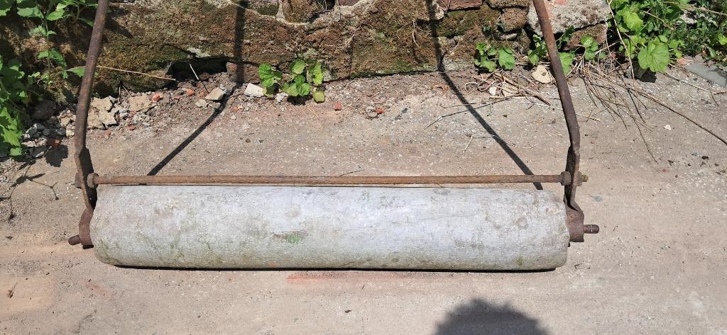 ROLLER MET BLAUWE STEEN, Tuin en Terras, Hand-tuingereedschap, Gebruikt, Overige soorten, Ophalen